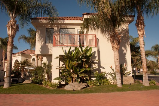 entrance Bakersfield rv park