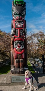 kwakiutl bear pole