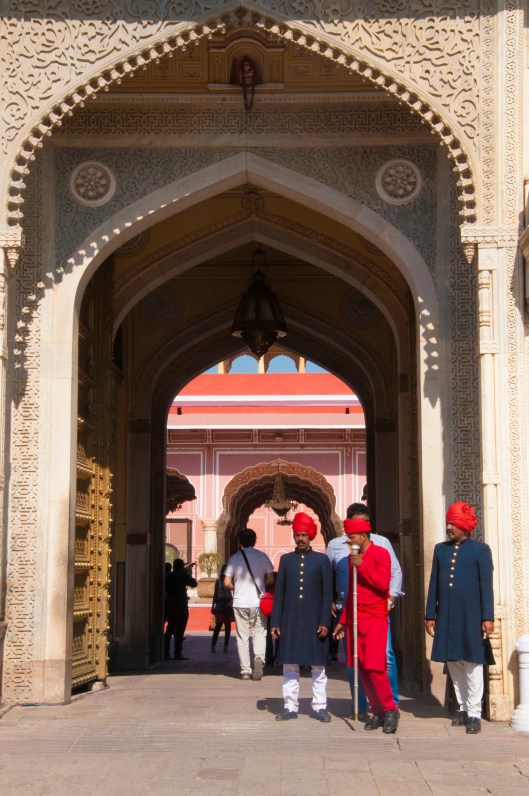 entrance-city-palace-jaipur