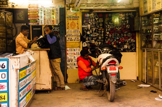 motorcycle-repair-shop-var