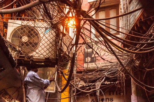 electrical-wire-mess